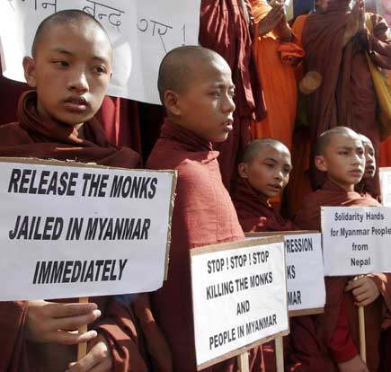 Nepali Monks Rally for Burmese Monks